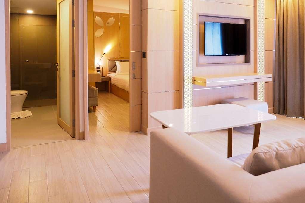 Clarion Hotel Patong Phuket Zimmer foto